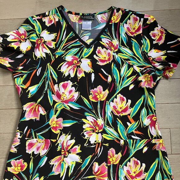 Cherokee Tops - Cherokee Runway top